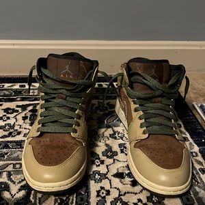 Air Jordan 1 armed forces